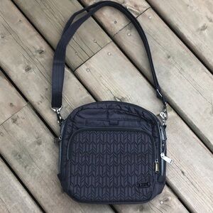 New Lug Ranger Black Purse Detachable Strap Bag